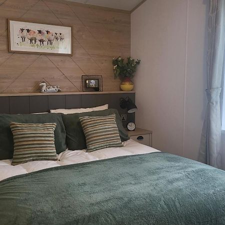 Honeycomb Lodge - Holiday Home 5 Min From Padstow Exterior foto